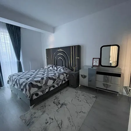 Rafy Mamaia Apartment *